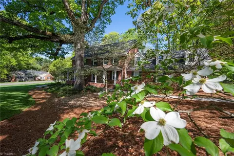 450 Riverbend Dr, Bermuda Run, NC 27006