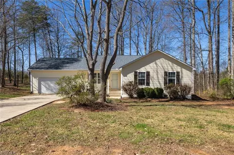 1168 Briaridge Ct, Winston Salem, NC 27107