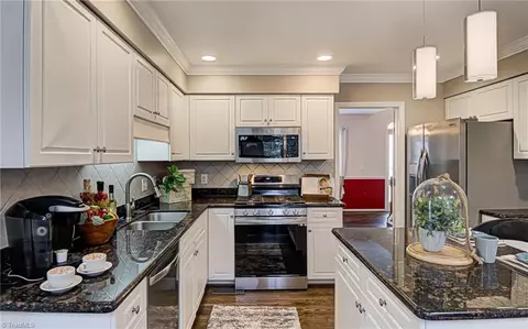 Kitchen - 4130 Stonemill Dr, High Point, NC 27265 photo 2 of 5