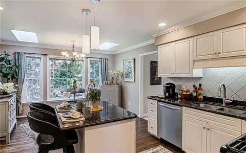Kitchen - 4130 Stonemill Dr, High Point, NC 27265 photo 4 of 5