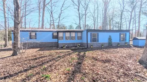 3153 Montclair Ct, Asheboro, NC 27205