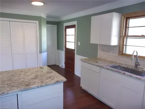 Kitchen - 183 Richview Cir, High Point, NC 27265 photo 4 of 4