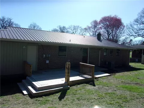 Exterior - 183 Richview Cir, High Point, NC 27265 photo 8 of 9