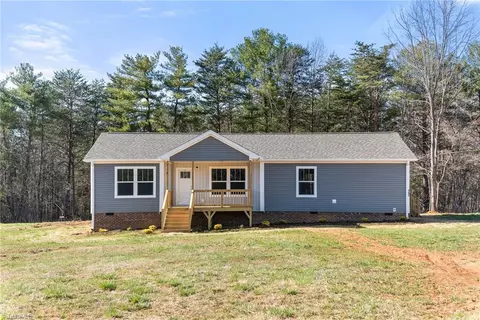 161 Berrymore Rd, Reidsville, NC 27320