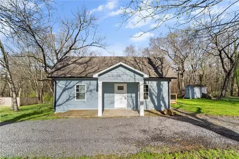 156 Riverside Dr, Cooleemee, NC 27014