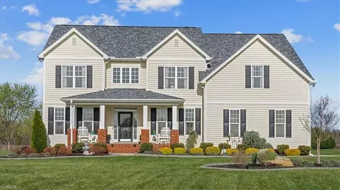 8095 Chilcutt Dr, Browns Summit, NC 27214