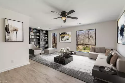 1023 Turtle Rock Ln, Winston Salem, NC 27104