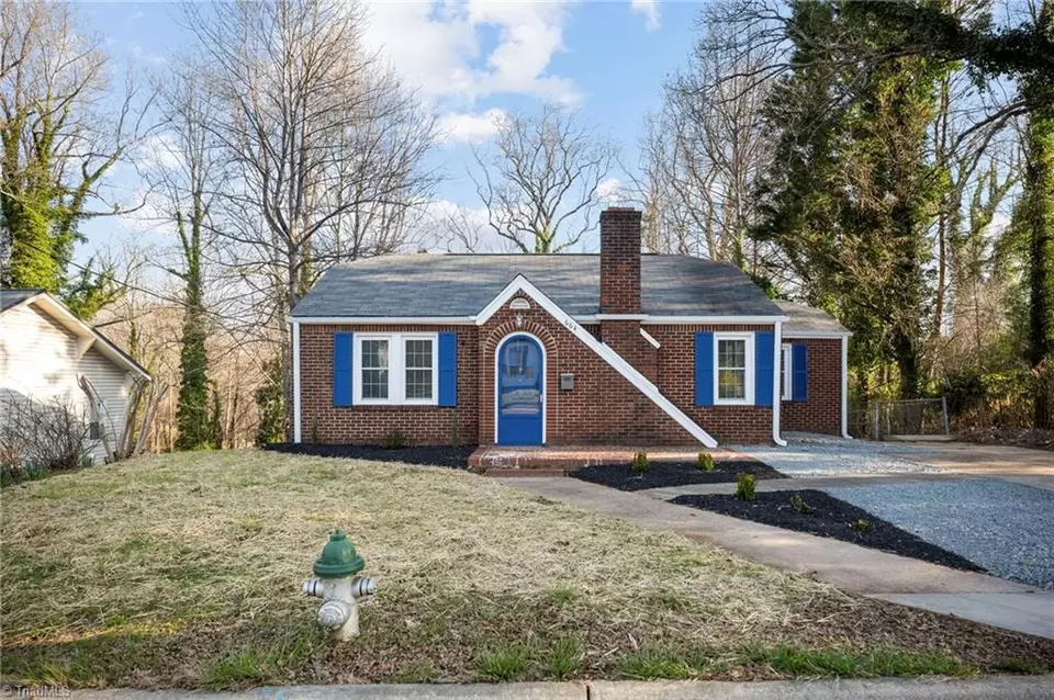 664 Elk Spur St, Elkin, NC 28621 37 Photos Movoto