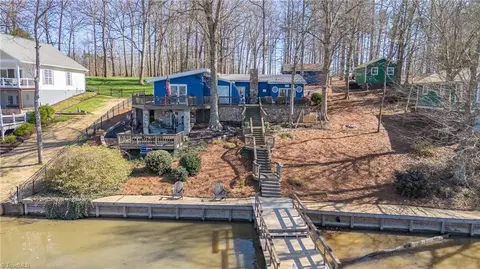 1250 Lake Drive 9, Lexington, NC 27292