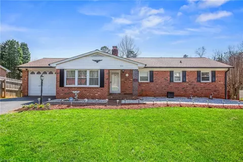 1331 Bethania Rural Hall Rd, Winston Salem, NC 27106
