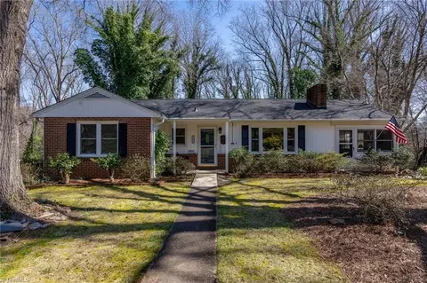 2516 Lullington Dr, Winston Salem, NC 27103