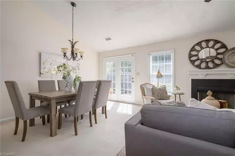 Dining - 2936 Eagle Pointe Dr, High Point, NC 27265 photo 2 of 3