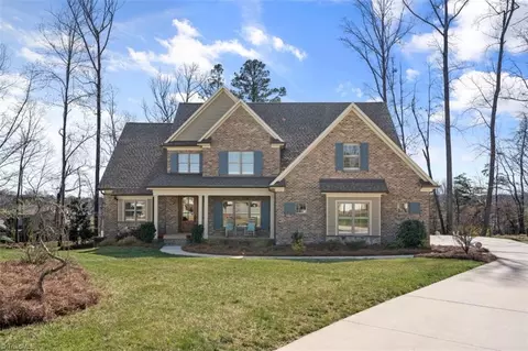 5864 Zinfandel St, Winston Salem, NC 27106