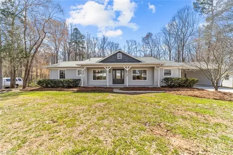 7769 Alcorn Rd, Oak Ridge, NC 27310