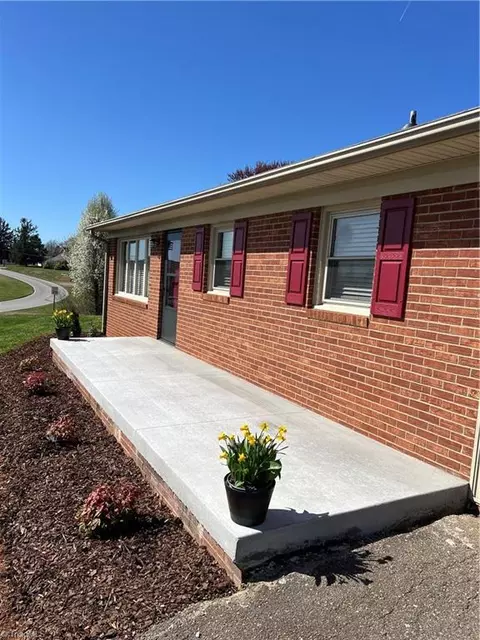 146 Kite Rd Kite Rd, Millers Creek, NC 28651