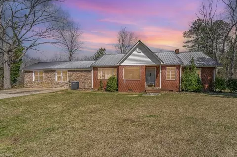 9272 And 9274 Us Highway 64, Trinity, NC 27370