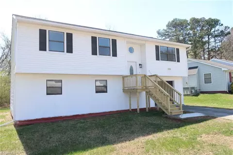 612 Kingsberry Park Dr, Winston Salem, NC 27107