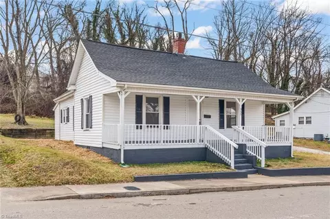 355 Hadley St, Mount Airy, NC 27030