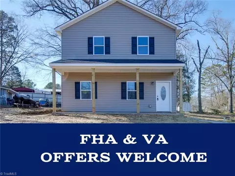 1041 NW Pine Circle Dr, Concord, NC 28027