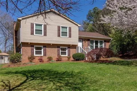 Exterior - 3701 Rolling Rd, High Point, NC 27265 photo 3 of 7