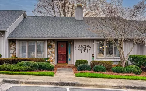 4430 Cove Cay Ln, Greensboro, NC 27410