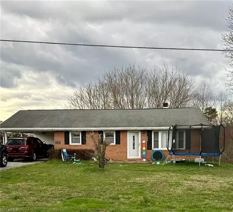 540 Prison Camp Rd, Dobson, NC 27017