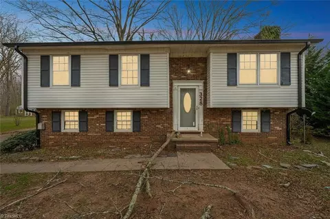 328 Shannon Dr, Eden, NC 27288