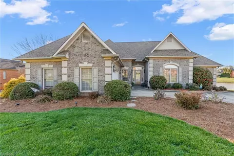 3785 Saddle Brook Dr, Trinity, NC 27370