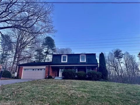 202 Eastover Dr, North Wilkesboro, NC 28659