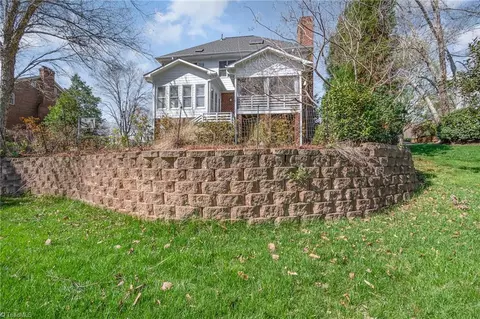 Exterior - 8068 Glengarriff Rd, Clemmons, NC 27012 photo 7 of 8