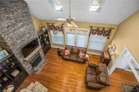 Living - 7214 Chapsworth Dr, Trinity, NC 27370 photo 5 of 7