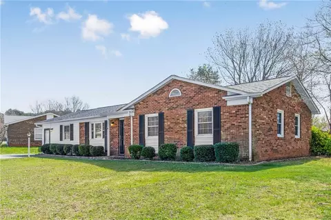 Exterior - 203 Mountainbrook Dr, King, NC 27021 photo 2 of 9