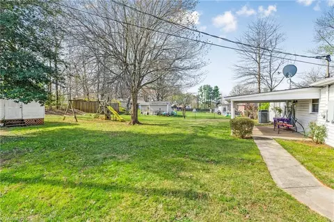 Exterior - 203 Mountainbrook Dr, King, NC 27021 photo 5 of 9