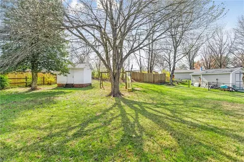 Exterior - 203 Mountainbrook Dr, King, NC 27021 photo 8 of 9