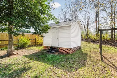 Exterior - 203 Mountainbrook Dr, King, NC 27021 photo 7 of 9