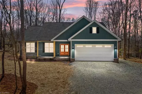 143 Lake Drive 6, Lexington, NC 27292