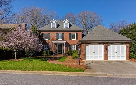 100 Berkeley Place Ct, Winston Salem, NC 27106