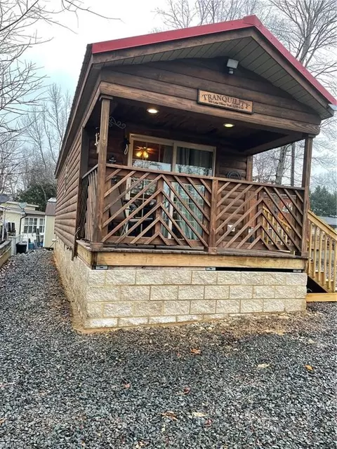 200 Lake Tillery Trl, Mount Gilead, NC 27306