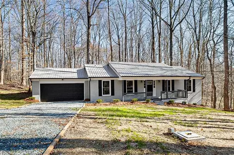 2904 Jim Minor Rd S, Mebane, NC 27302