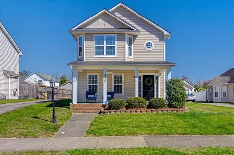 4937 Bridgton Place Dr, Winston Salem, NC 27127