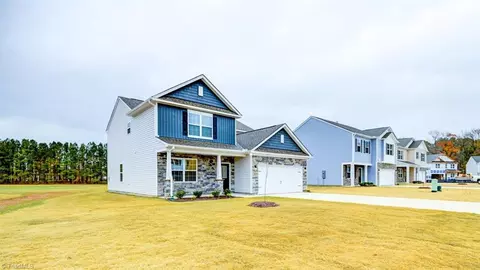 4613 Reedy Creek Farm Cir, Greensboro, NC 27405