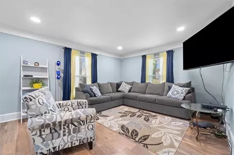 Living - 619 Hedrick Ave, High Point, NC 27262 photo 1 of 3