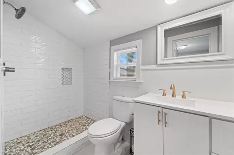 Bath - 619 Hedrick Ave, High Point, NC 27262 photo 1 of 2