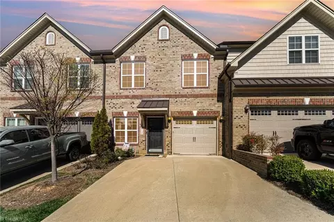 5146 Farm House Trl, Winston Salem, NC 27103