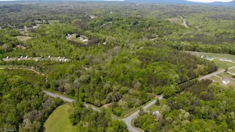 APT 3 5.16 Acres Hampton Road, Germanton, NC 27019 photo 11