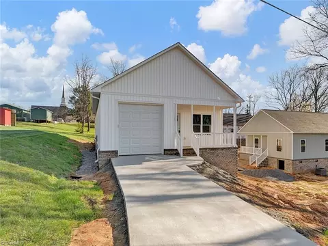 Exterior - 205 Dodson St, Pilot Mountain, NC 27041 photo 3 of 4