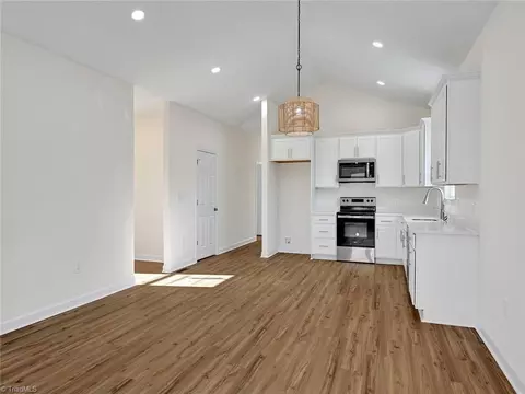 Entry Way - 205 Dodson St, Pilot Mountain, NC 27041 photo 1 of 3