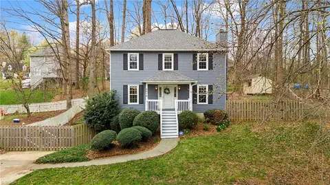 4012 Briar Glen Ct, Winston Salem, NC 27127