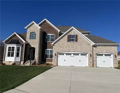 1097 Luna Creek Ct #24, Kernersville, NC 27284
