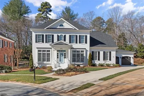 2948 Reynolds Sq, Winston Salem, NC 27106